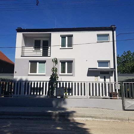 Vip Apartmany Zabnik Prievidza Luaran gambar