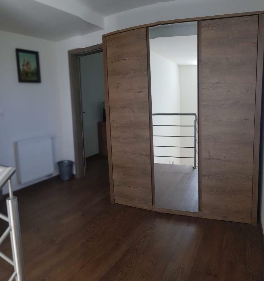Vip Apartmany Zabnik Prievidza Luaran gambar