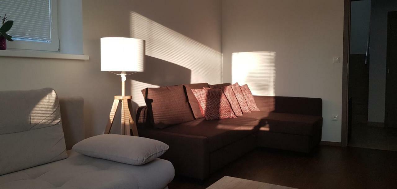 Vip Apartmany Zabnik Prievidza Luaran gambar